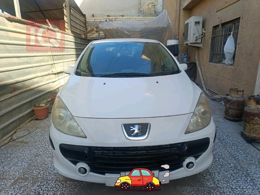 بيجو 307